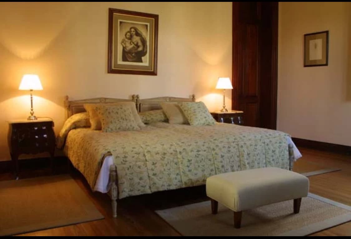 A quiet seating corner inside the lodge